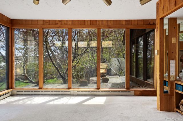 366 W Lake Boulevard, Mahopac, NY 10541