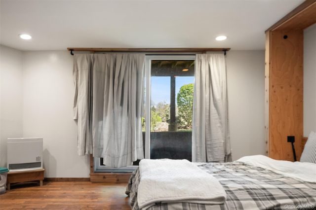 366 W Lake Boulevard, Mahopac, NY 10541