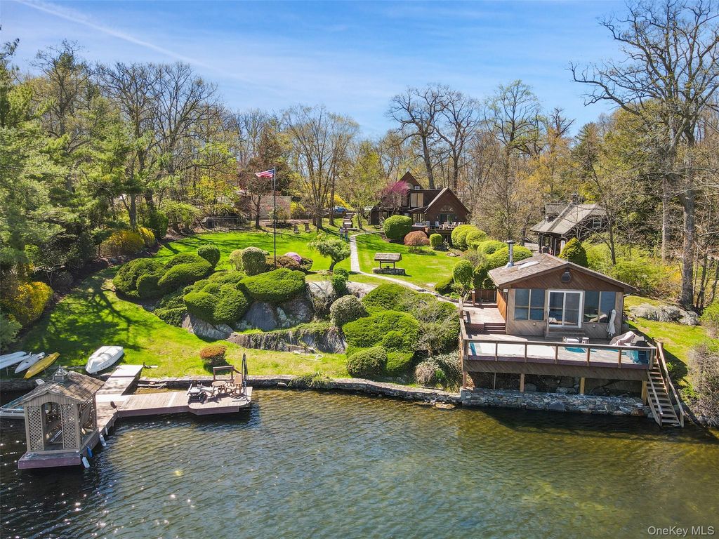 366 W Lake Boulevard, Mahopac, NY 10541