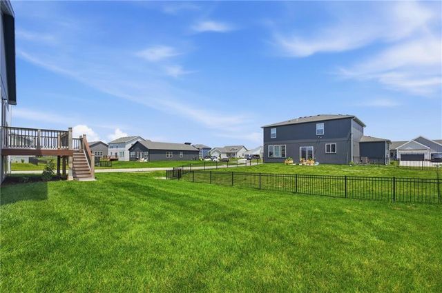 9014 SW 4TH Street, Blue Springs, MO 64064
