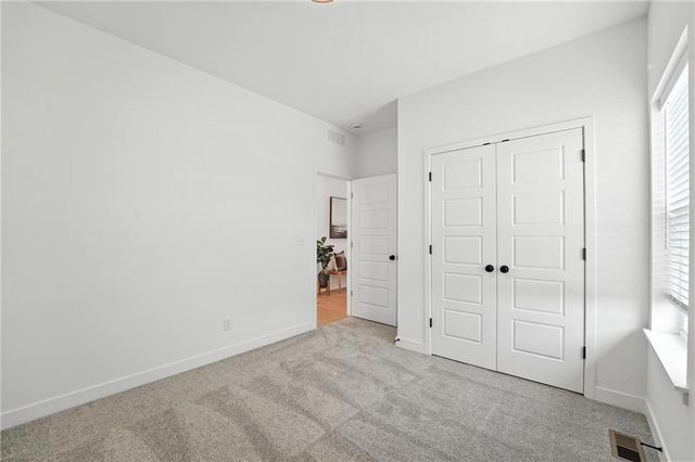 9014 SW 4TH Street, Blue Springs, MO 64064