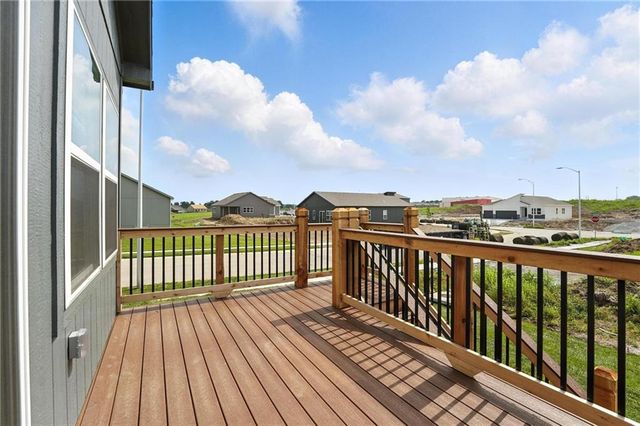 9014 SW 4TH Street, Blue Springs, MO 64064