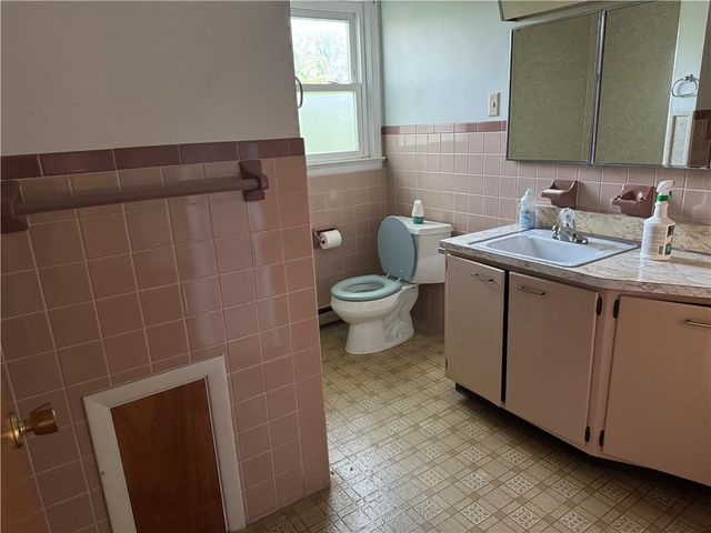 2231 Fuller Street, Whitehall Twp, PA 18052