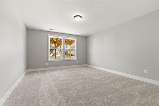 7772 Greendale Drive Se, Gaines Twp, MI 49315