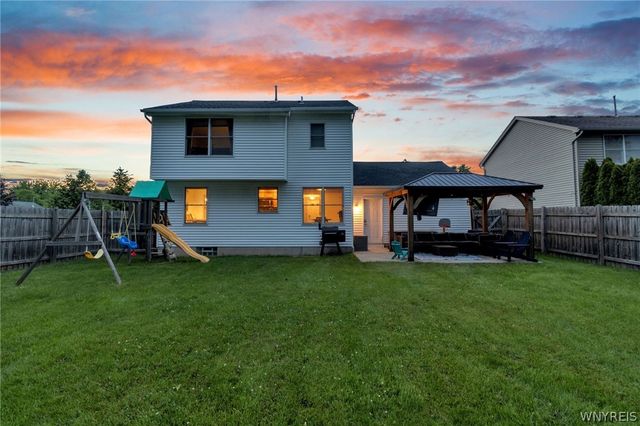 387 Seneca Place, Lancaster, NY 14086