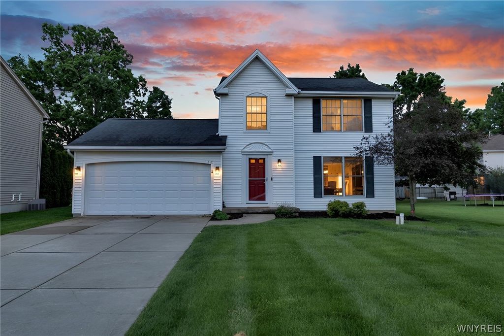 387 Seneca Place, Lancaster, NY 14086