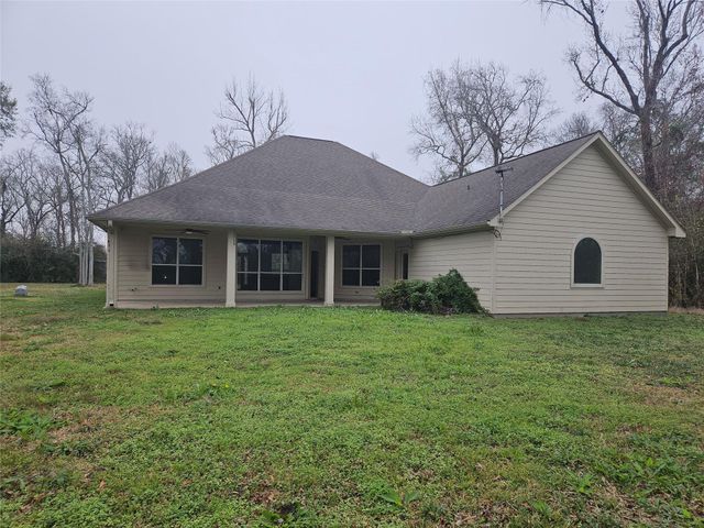 936 County Road 4923, Dayton, TX 77535