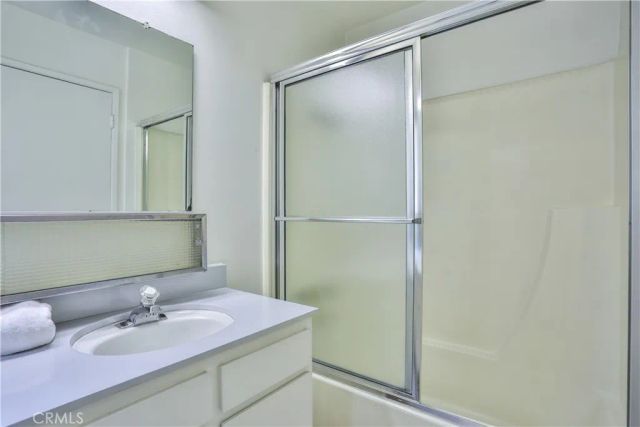 672 Greendale Lane, Pomona, CA 91767