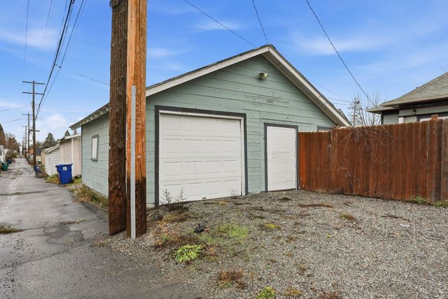 4917 N Post St, Spokane, WA 99205