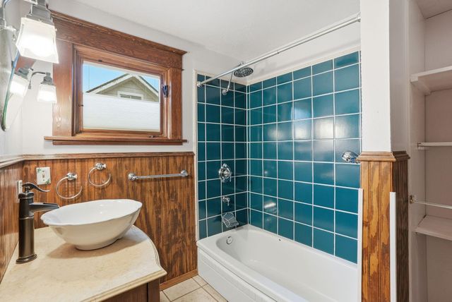 4917 N Post St, Spokane, WA 99205