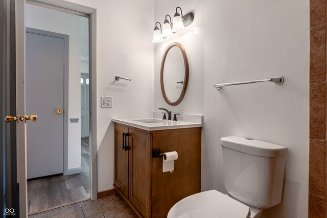 3539 E Southport Road, Indianapolis, IN 46227