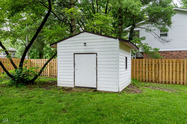 3539 E Southport Road, Indianapolis, IN 46227