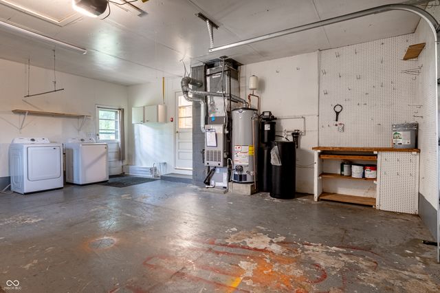 3539 E Southport Road, Indianapolis, IN 46227
