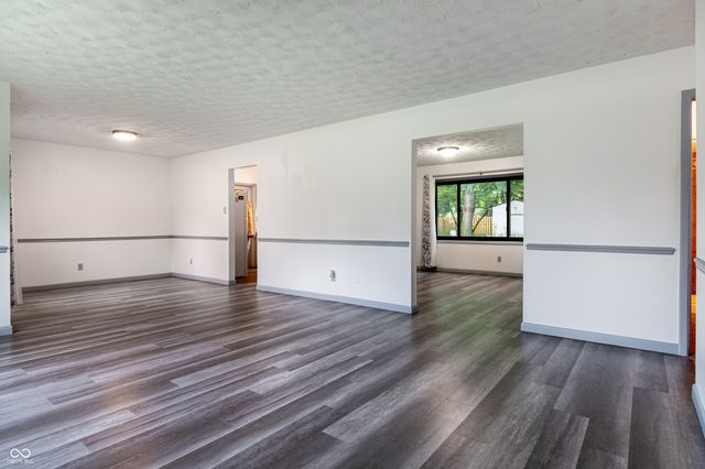 3539 E Southport Road, Indianapolis, IN 46227