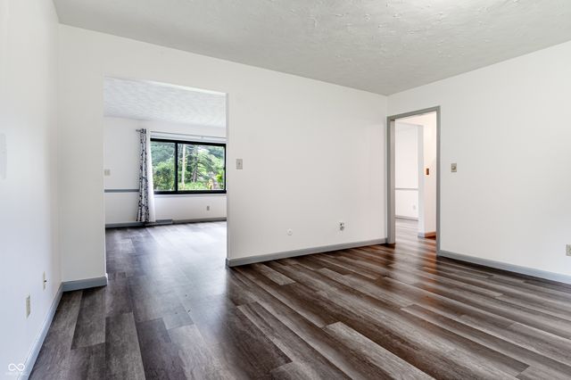 3539 E Southport Road, Indianapolis, IN 46227