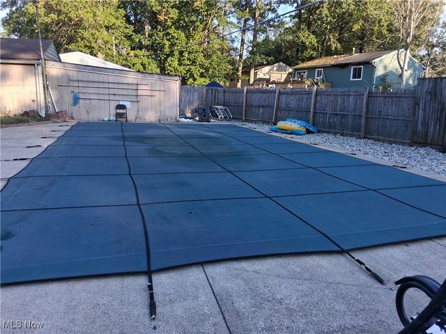 2879 Linda Drive NW, Warren, OH 44485