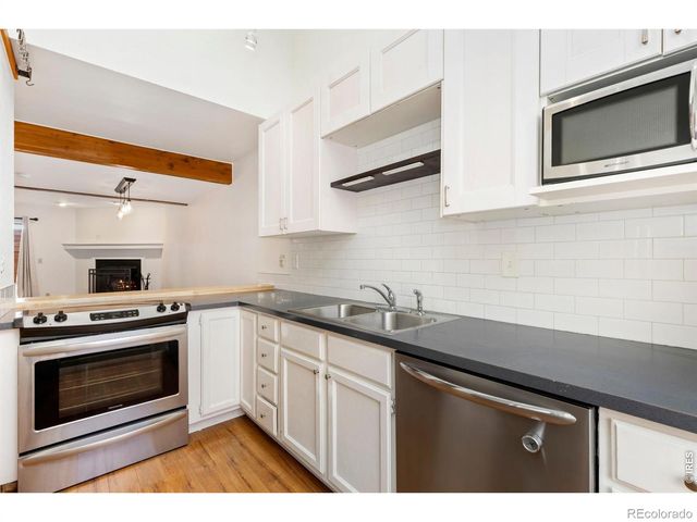 3135 Bell Drive, Boulder, CO 80301