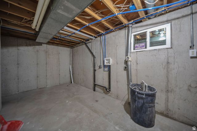5382 S SKEESWOOD CIR, Taylorsville, UT 84129