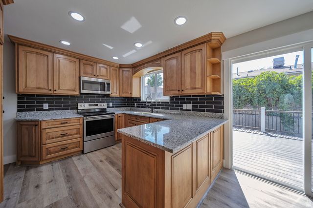 5382 S SKEESWOOD CIR, Taylorsville, UT 84129