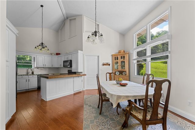 147 Lindley Rd, North Strabane, PA 15317