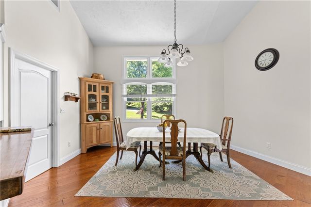 147 Lindley Rd, North Strabane, PA 15317