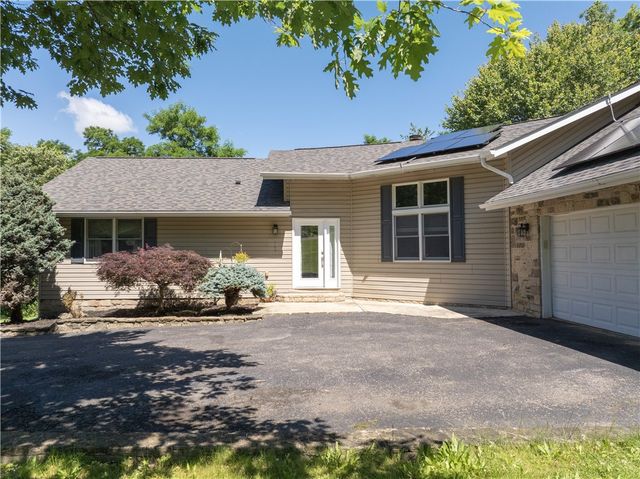 147 Lindley Rd, North Strabane, PA 15317