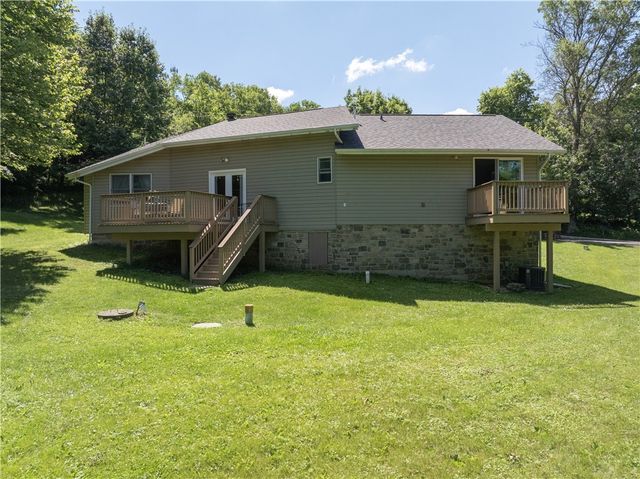 147 Lindley Rd, North Strabane, PA 15317