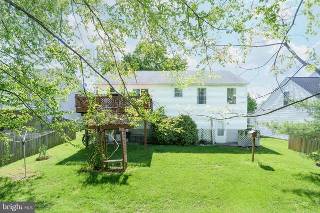 9 BIRCHGROVE RD, Newark, DE 19702