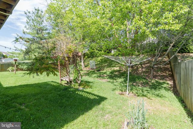 9 BIRCHGROVE RD, Newark, DE 19702