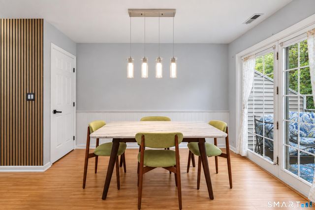 3 East Court 3, Derby, CT 06418