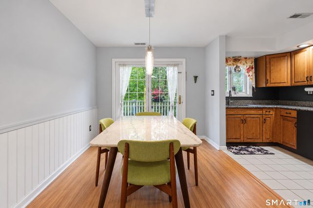 3 East Court 3, Derby, CT 06418