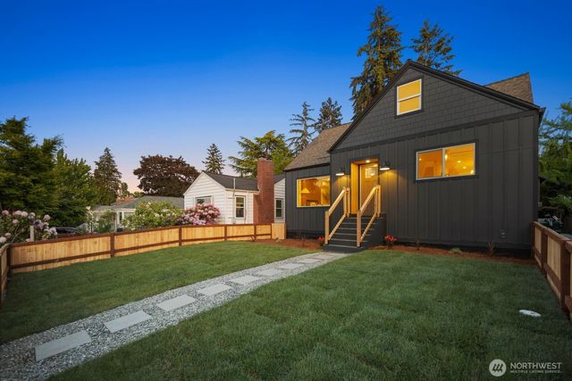 3209 NE 98th Street, Seattle, WA 98115