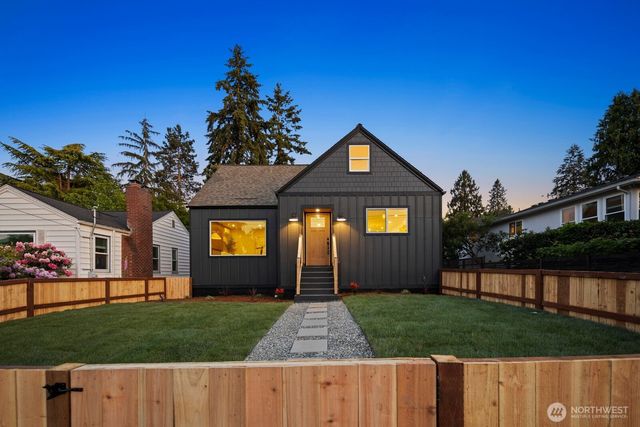 3209 NE 98th Street, Seattle, WA 98115