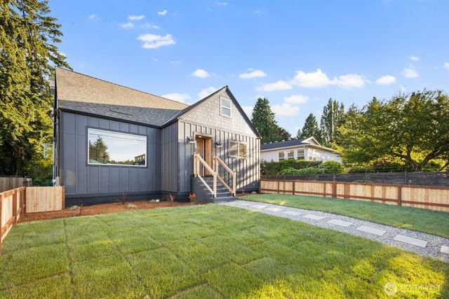 3209 NE 98th Street, Seattle, WA 98115