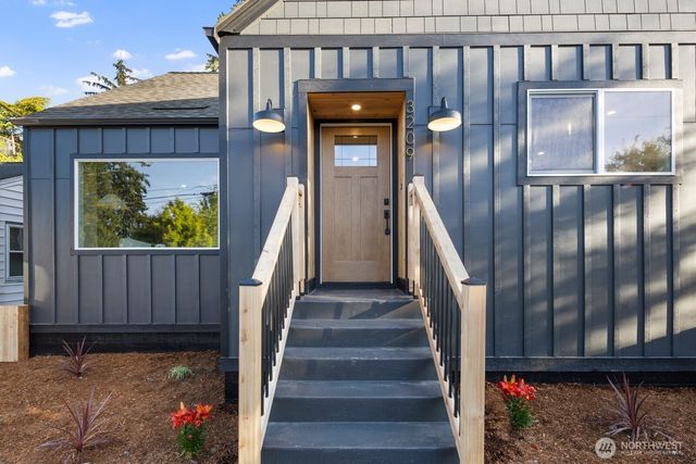 3209 NE 98th Street, Seattle, WA 98115