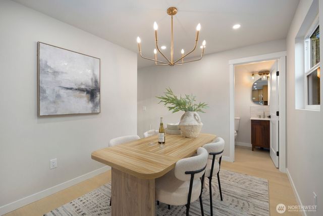3209 NE 98th Street, Seattle, WA 98115