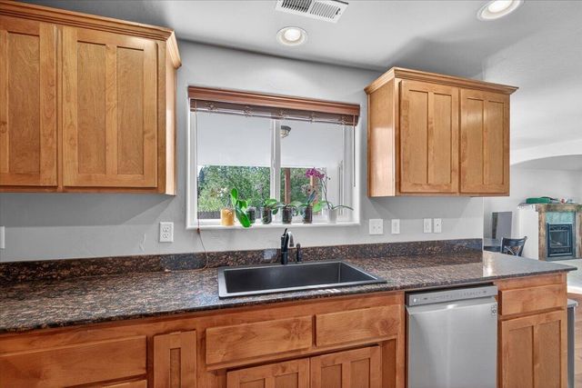 500 Antilles Lane, Medford, OR 97501