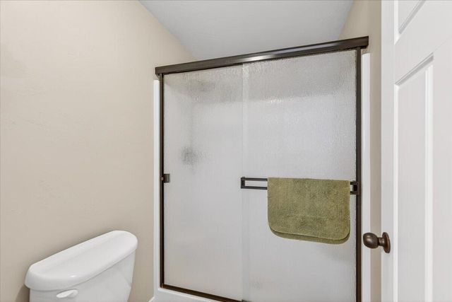 500 Antilles Lane, Medford, OR 97501