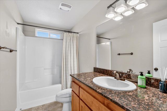 500 Antilles Lane, Medford, OR 97501