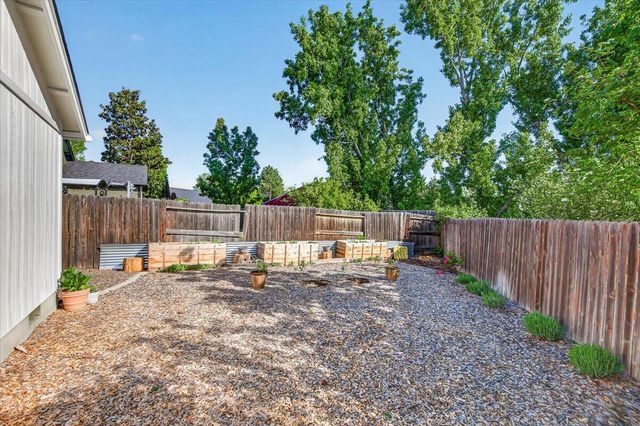 500 Antilles Lane, Medford, OR 97501