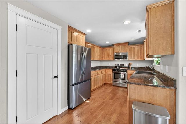 500 Antilles Lane, Medford, OR 97501