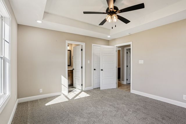 178 Brenda Dr, Clarksville, TN 37040