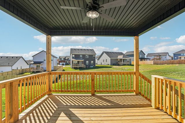 178 Brenda Dr, Clarksville, TN 37040