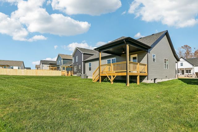 178 Brenda Dr, Clarksville, TN 37040