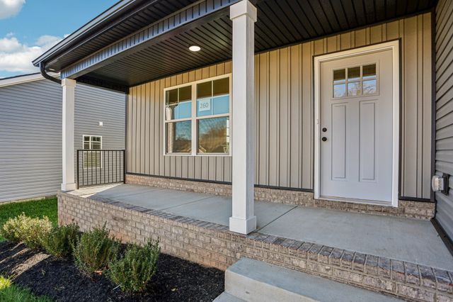 178 Brenda Dr, Clarksville, TN 37040