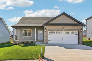 178 Brenda Dr, Clarksville, TN 37040