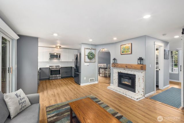 7003 277th Street E, Graham, WA 98338