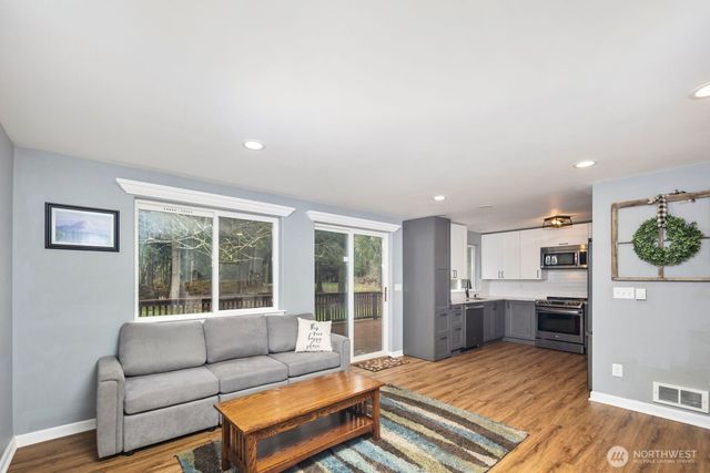 7003 277th Street E, Graham, WA 98338