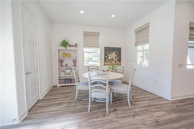 27406 Merlin, Valencia, CA 91381