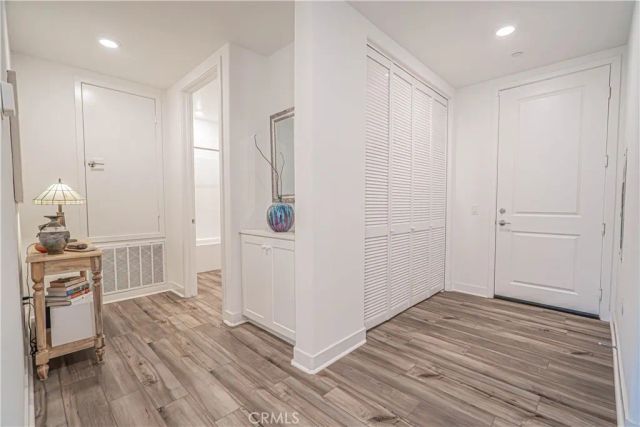 27406 Merlin, Valencia, CA 91381